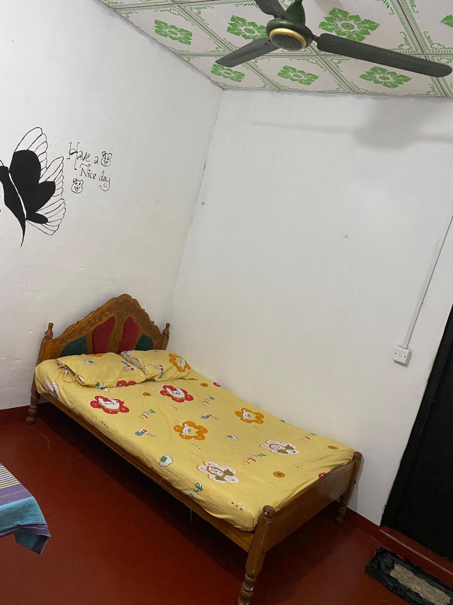 ארוגם Golden Rich Hotel מראה חיצוני תמונה